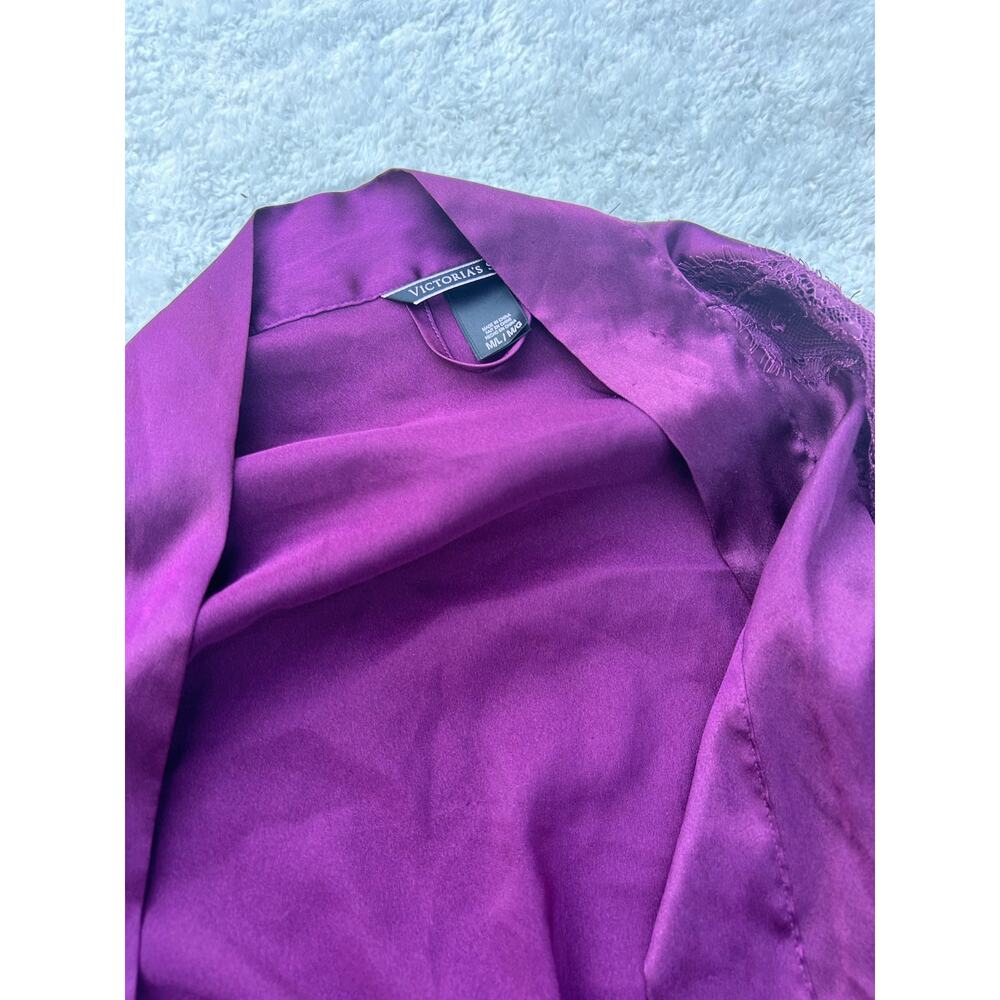 Victoria's Secret Satin 3 Piece Set (Tank Top,Bottoms & Robe) - Picture 7 of 8